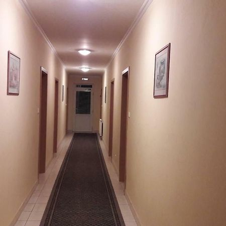 Penzion Europa Diakovce Екстериор снимка